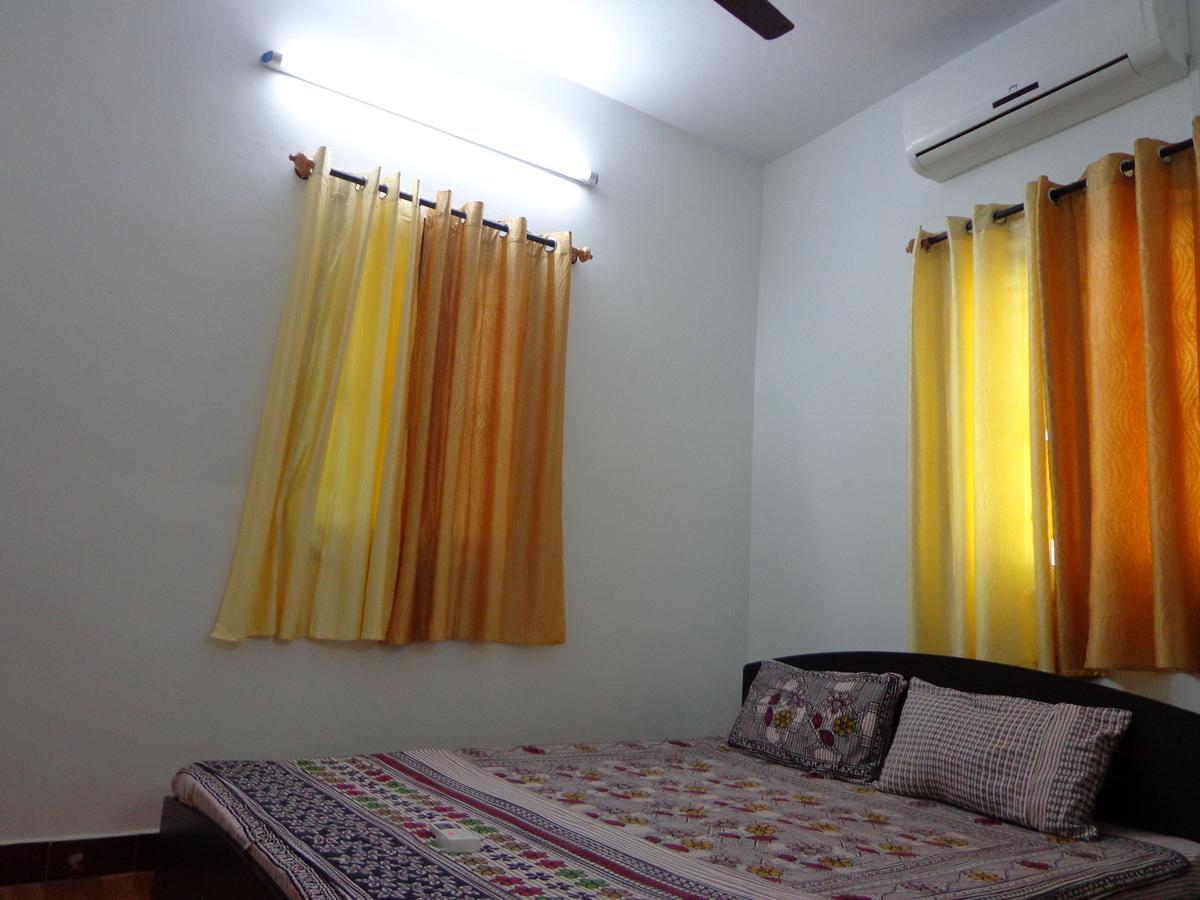 Remisha Service Apartments Chennai Bilik gambar